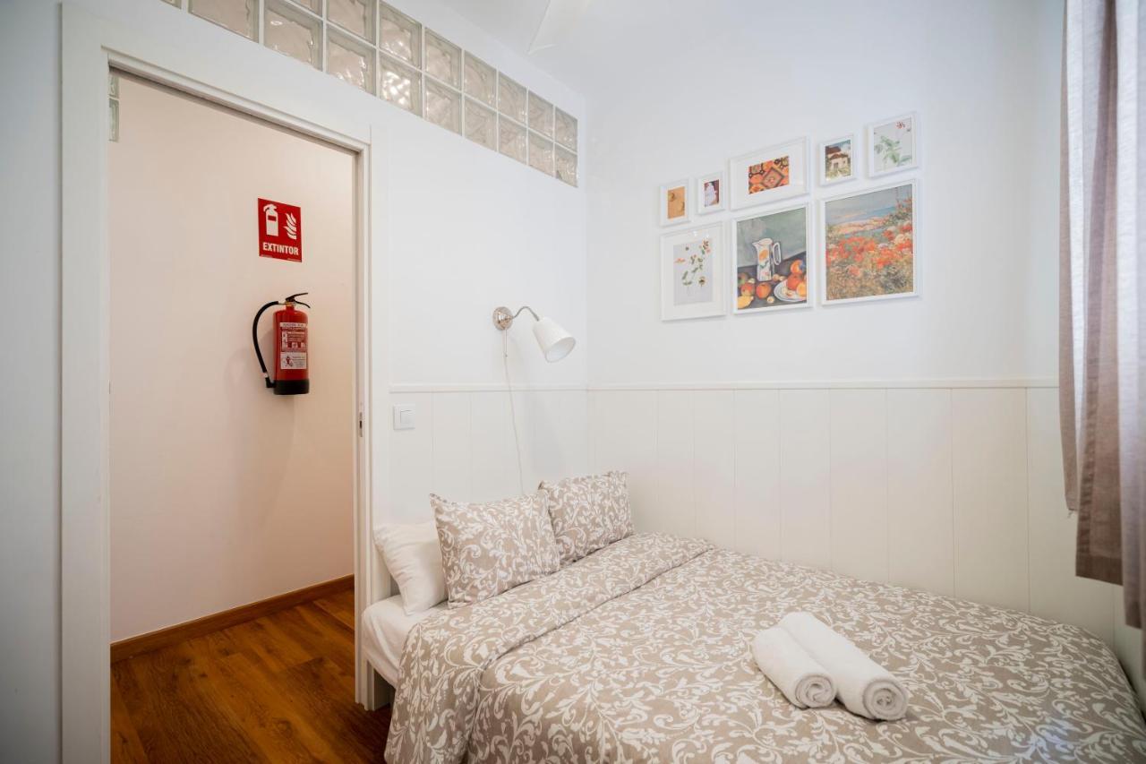 Apartamento La Latina II Madrid Exteriör bild