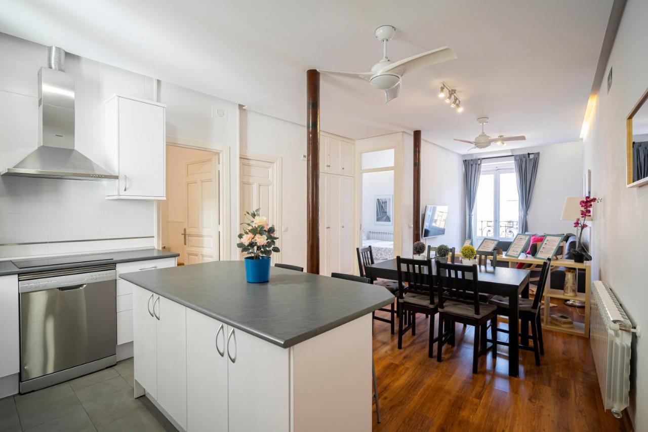 Apartamento La Latina II Madrid Exteriör bild